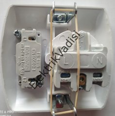 Ne-ad Buğlem Anahtarlı Priz Sıva Altı Banyo Dolabı İçin